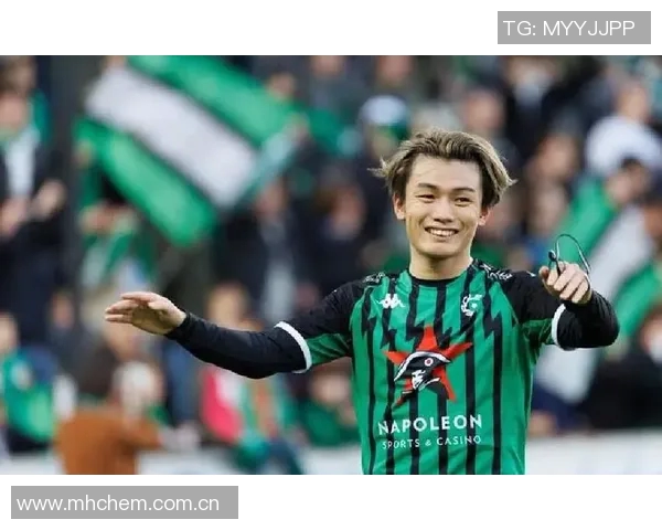 日本队惊险逆转伊东纯也助攻上田绮世补时绝平精彩瞬间