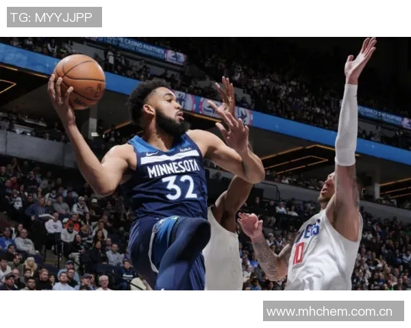 贾巴里沃克称赞埃奇库姆沉着冷静学习能力超群令人印象深刻