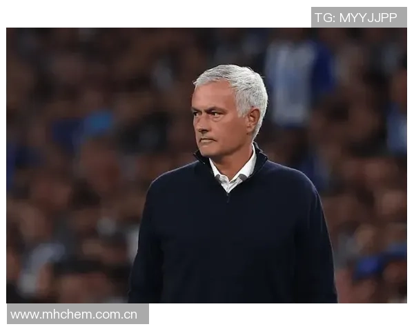 穆里尼奥热爱培养年轻球员赞扬瓦拉内小麦和切赫的潜力与表现