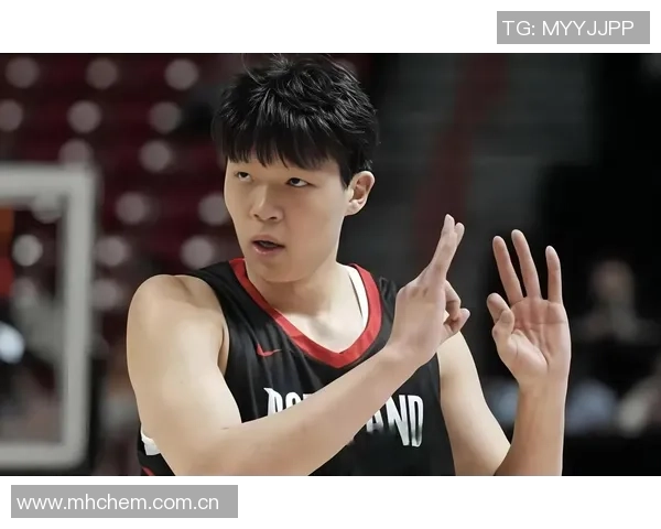 阿夫迪亚半场表现抢眼8投5中砍下19分4篮板4助攻再度冲击三双目标